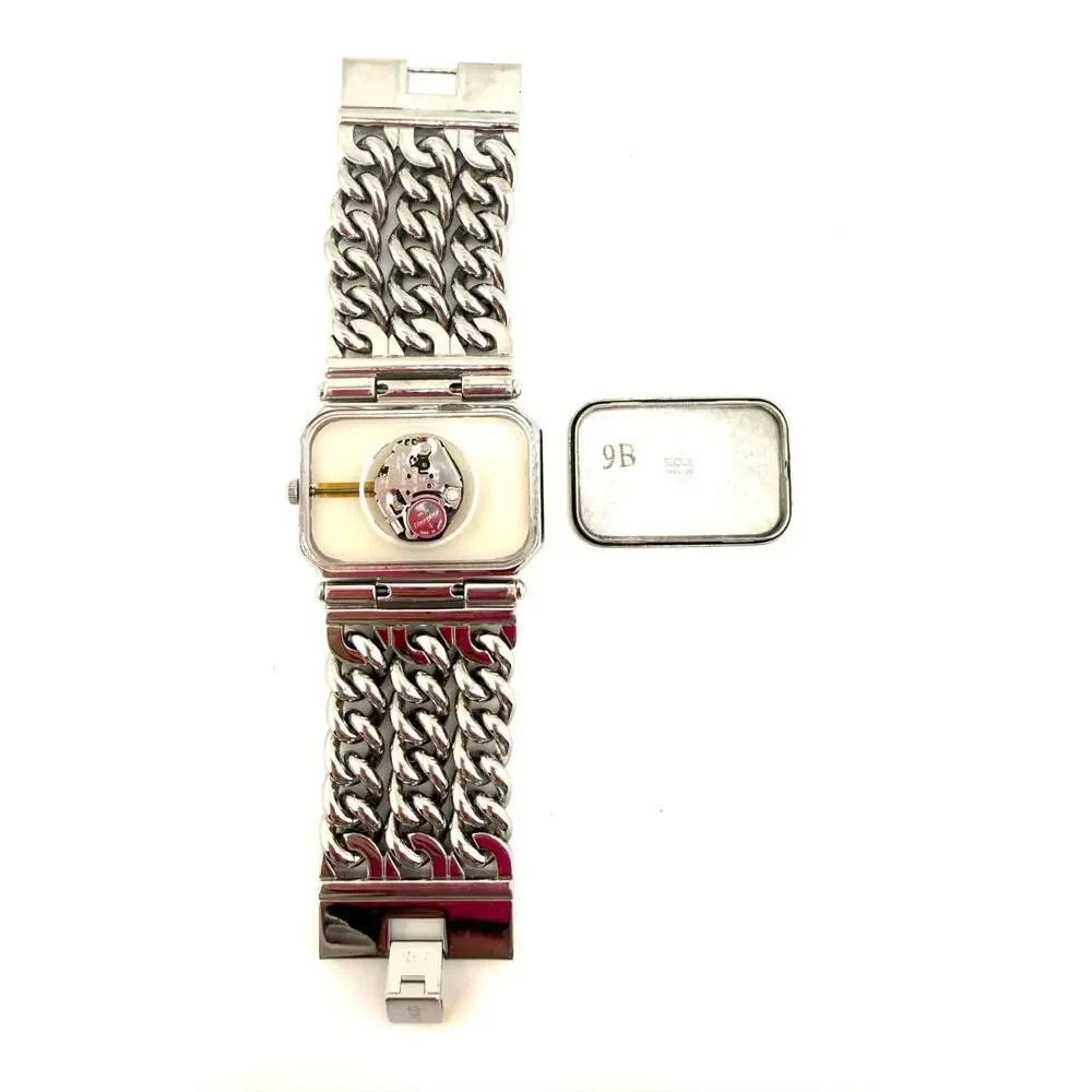 Y2K GUESS G11644L Women’s Watch Crystal Logo Triple Chain Silver New Battery